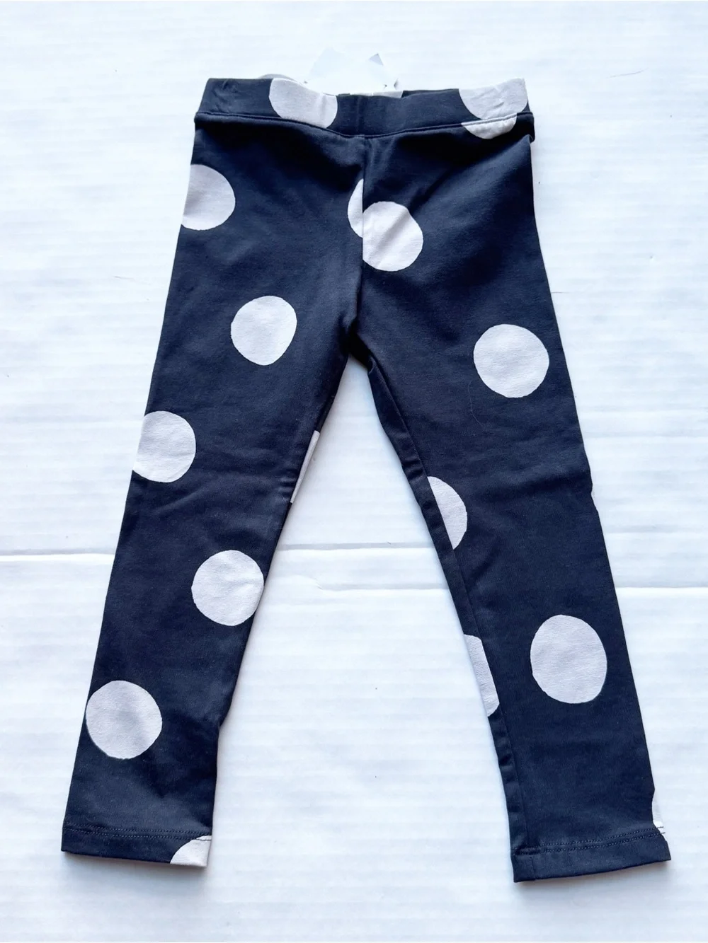 Girls Polka Dot Leggings in Charcoal Grey Size 2T
NWT - Picture 1 of 11